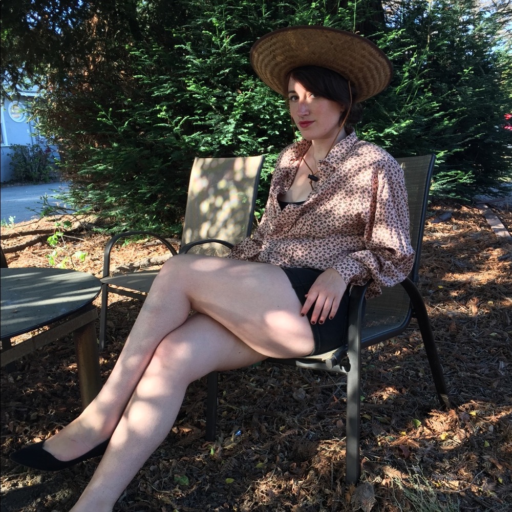 ✨🌞sale🌞✨ Deadstock Vintage | Peaches & Cream Blouse - Picture 2 of 5